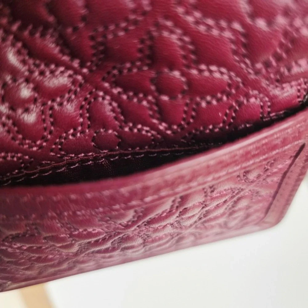 Tory Burch Bryant Quilted Leather Card Key Case Wallet Pouch Burgundy Medallion